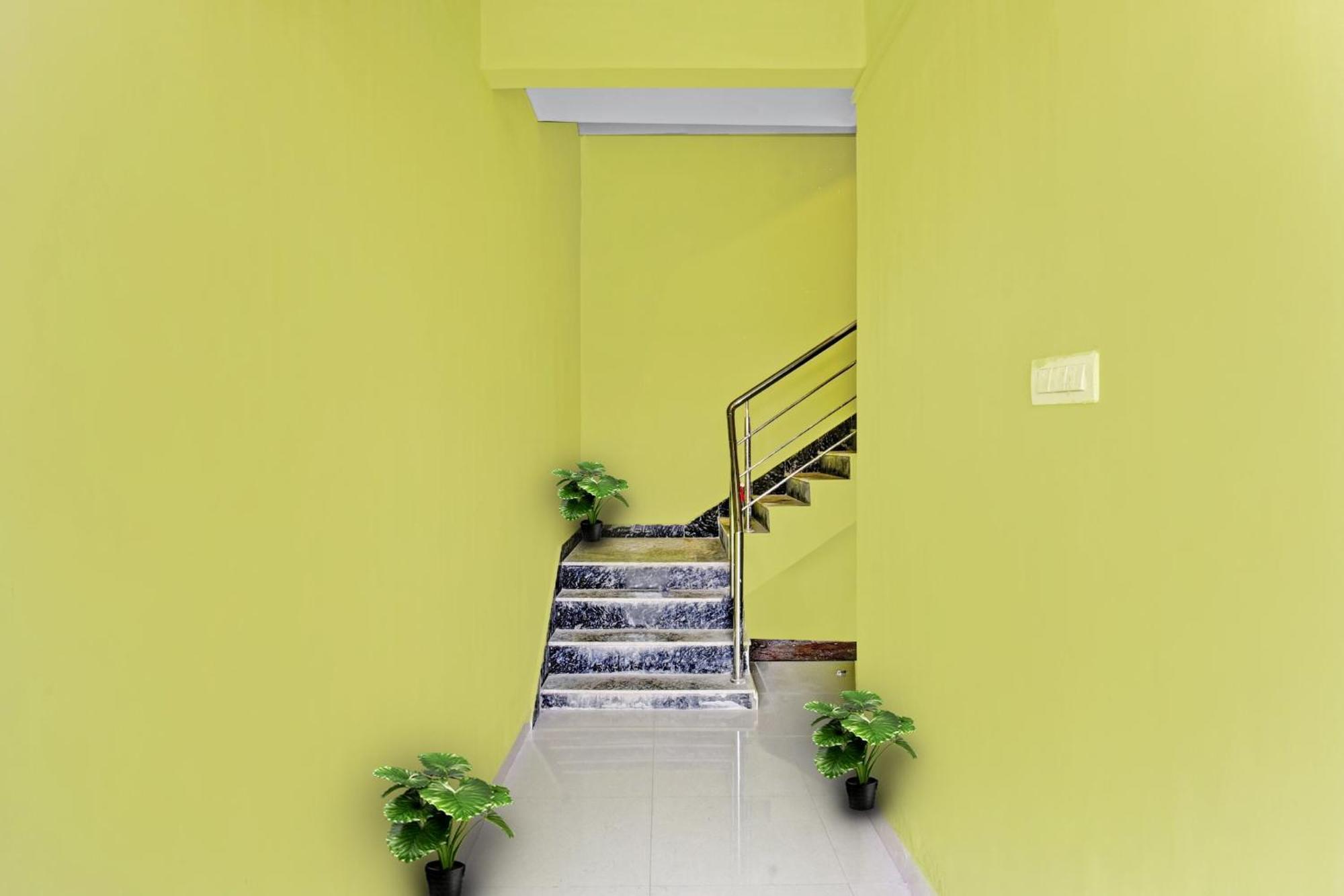 Hotel O Lotus Inn Danapur Екстериор снимка