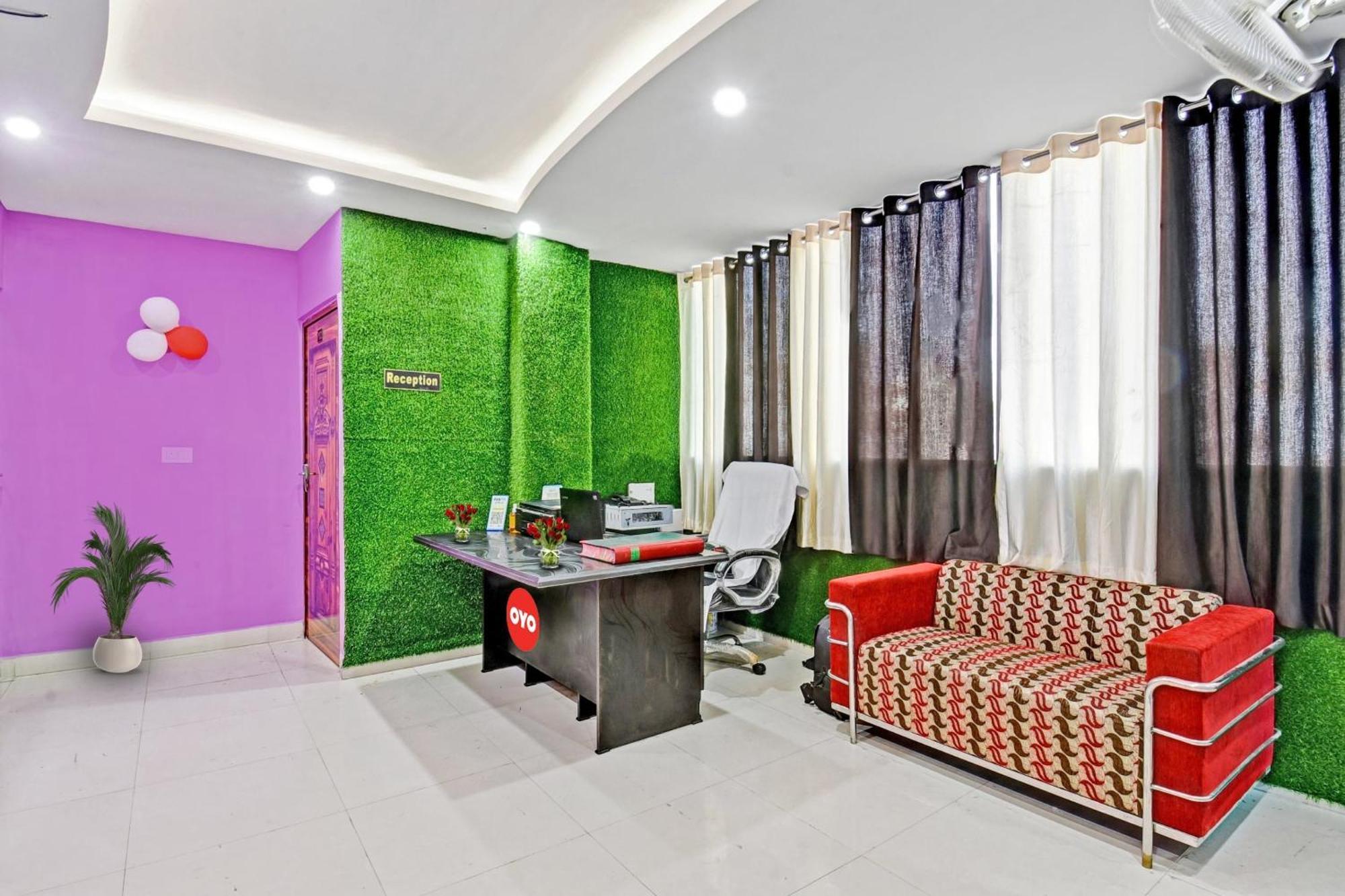 Hotel O Lotus Inn Danapur Екстериор снимка